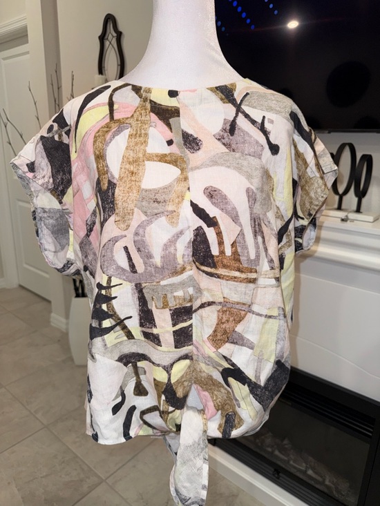 CHARLIE B Tops - 3 x 20$ Women’s Abstract Print Tie-Hem Top - White/Pink/Gray 100% Linen Size L
